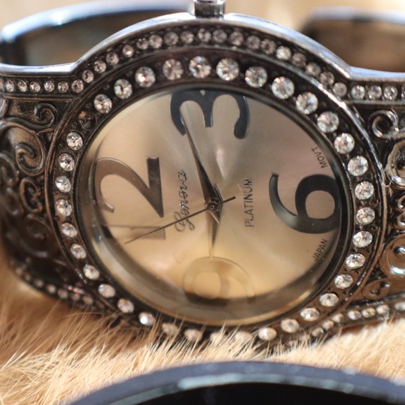 Bangle Watch Bundle - Picture 3 of 16